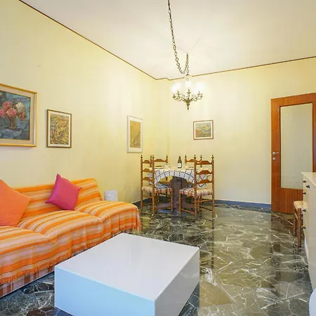 2 Bedroom In * קאבי די לבאניה