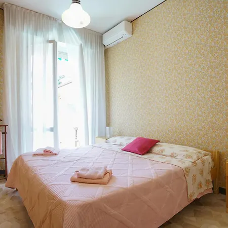 דירה 2 Bedroom In קאבי די לבאניה
